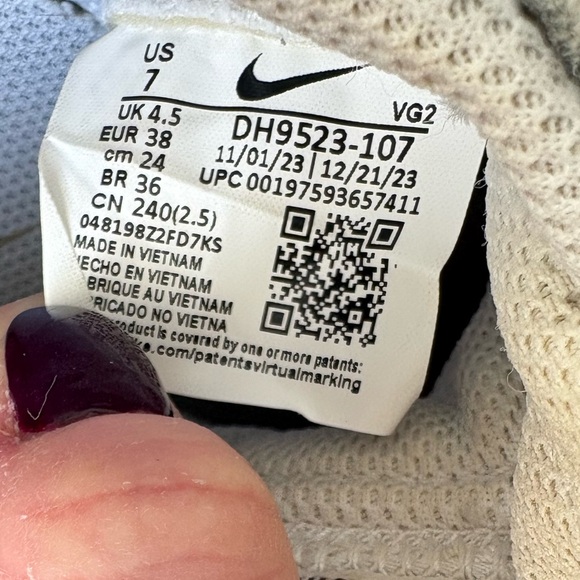 Nike Women’s Waffle Debut - Brown - size 7 - Picture 9 of 9